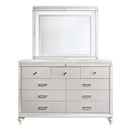  New Classic Furniture Valentino BA9698W 6 pc King Upholstered Bedroom Set IMAGE 3