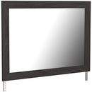  Signature Design by Ashley Belachime B2589B3 5 pc Queen Panel Bedroom Set IMAGE 4