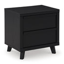  Signature Design by Ashley Danziar B1013 6 pc Queen Panel Bedroom Set IMAGE 4