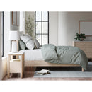  Signature Design by Ashley Cadmori B2615B12 6 pc Queen Panel Bedroom Set IMAGE 19