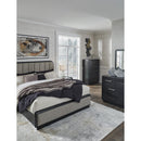  Rowanbeck B821B4 King Upholstered Panel Bed IMAGE 11